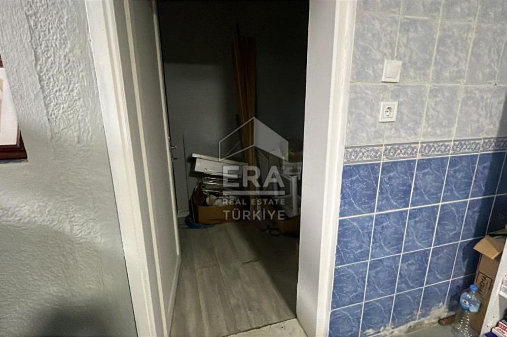 ÇİĞLİ MEYDANDA CAFE YAPMAYA UYGUN KİRALIK DÜKKAN