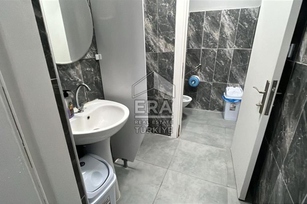 ÇİĞLİ MEYDANDA CAFE YAPMAYA UYGUN KİRALIK DÜKKAN