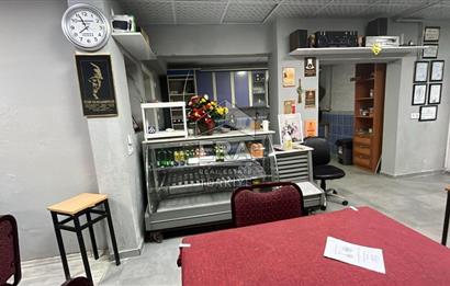 ÇİĞLİ MEYDANDA CAFE YAPMAYA UYGUN KİRALIK DÜKKAN