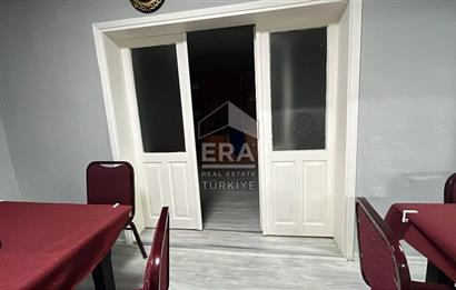 ÇİĞLİ MEYDANDA CAFE YAPMAYA UYGUN KİRALIK DÜKKAN