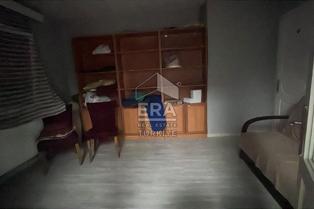 ÇİĞLİ MEYDANDA CAFE YAPMAYA UYGUN KİRALIK DÜKKAN