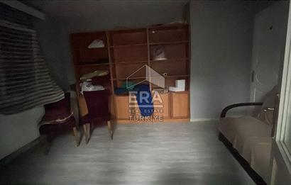 ÇİĞLİ MEYDANDA CAFE YAPMAYA UYGUN KİRALIK DÜKKAN