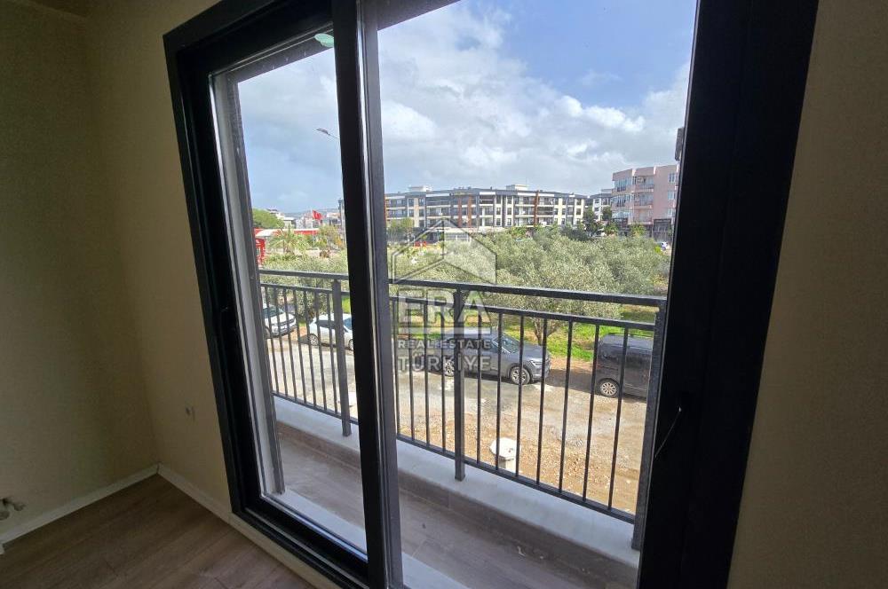 KUŞADASI DAVUTLAR SATILIK DAİRELER DENİZE YAKIN 2+1