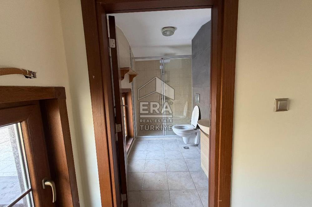 Uskumruköy'de Site İçinde | 7+1 Tam Müstakil Villa