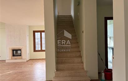 Uskumruköy'de Site İçinde | 7+1 Tam Müstakil Villa