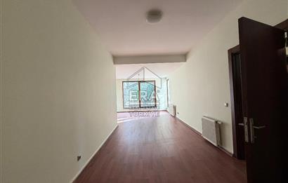 Uskumruköy'de Site İçinde | 7+1 Tam Müstakil Villa