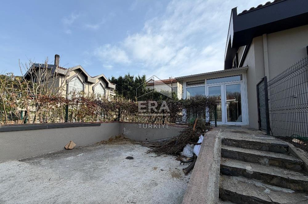 Uskumruköy'de Site İçinde | 7+1 Tam Müstakil Villa