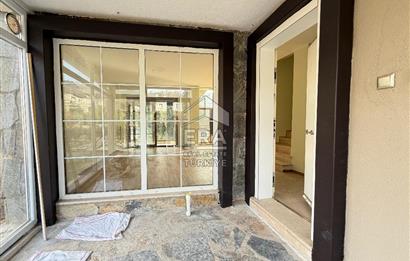 Uskumruköy'de Site İçinde | 7+1 Tam Müstakil Villa