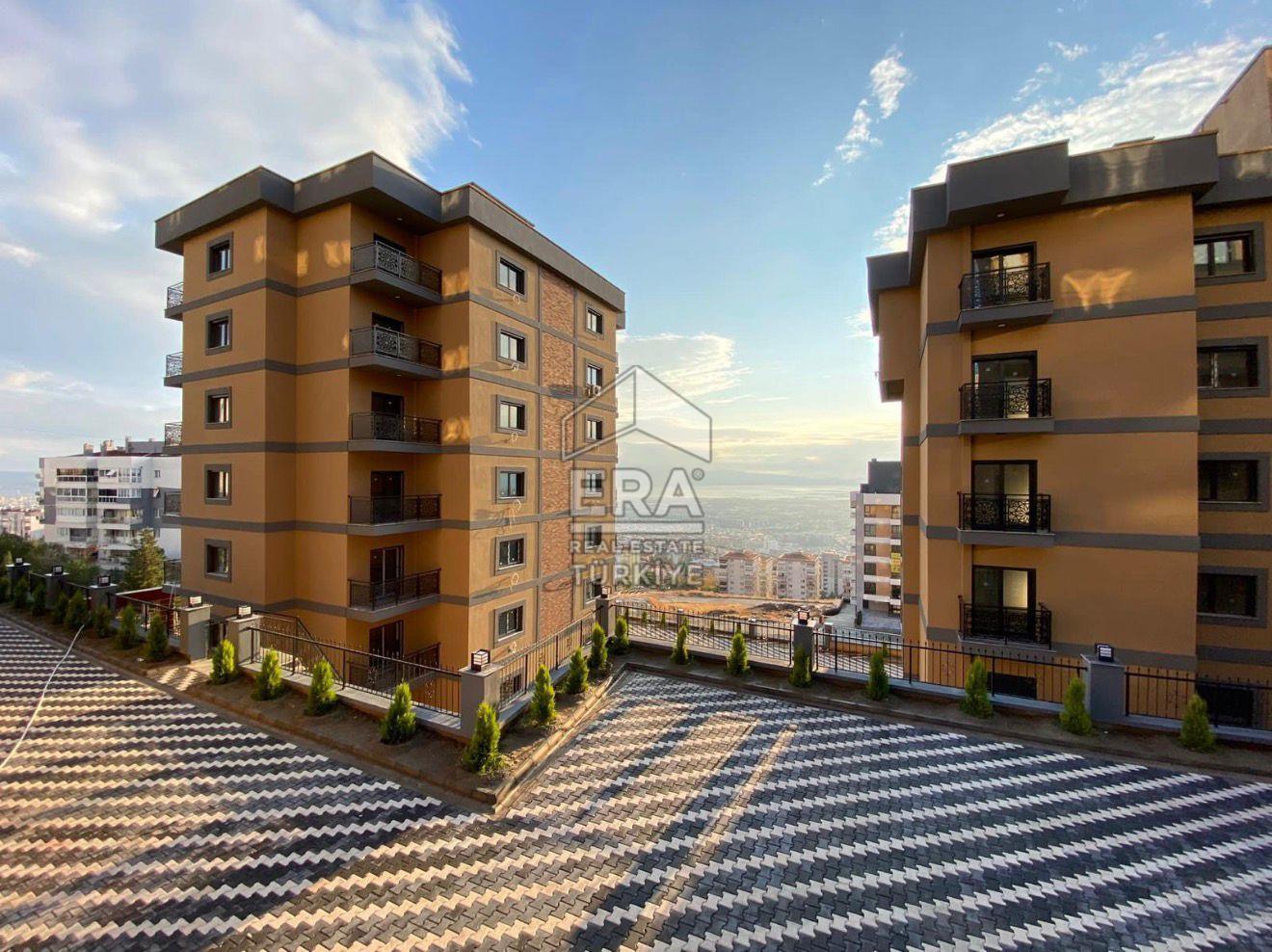 AHMET YESEVİ CADDE ÜZERİ 3+1LÜKS DAİRE