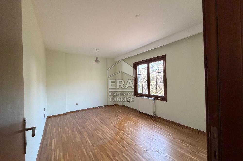 Uskumruköy'de Site İçinde | 7+1 Tam Müstakil Villa