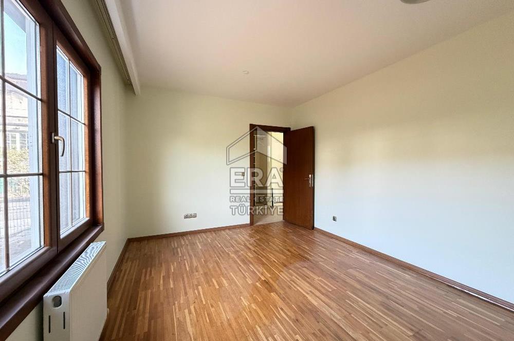 Uskumruköy'de Site İçinde | 7+1 Tam Müstakil Villa