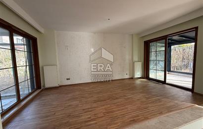 Uskumruköy'de Site İçinde | 7+1 Tam Müstakil Villa