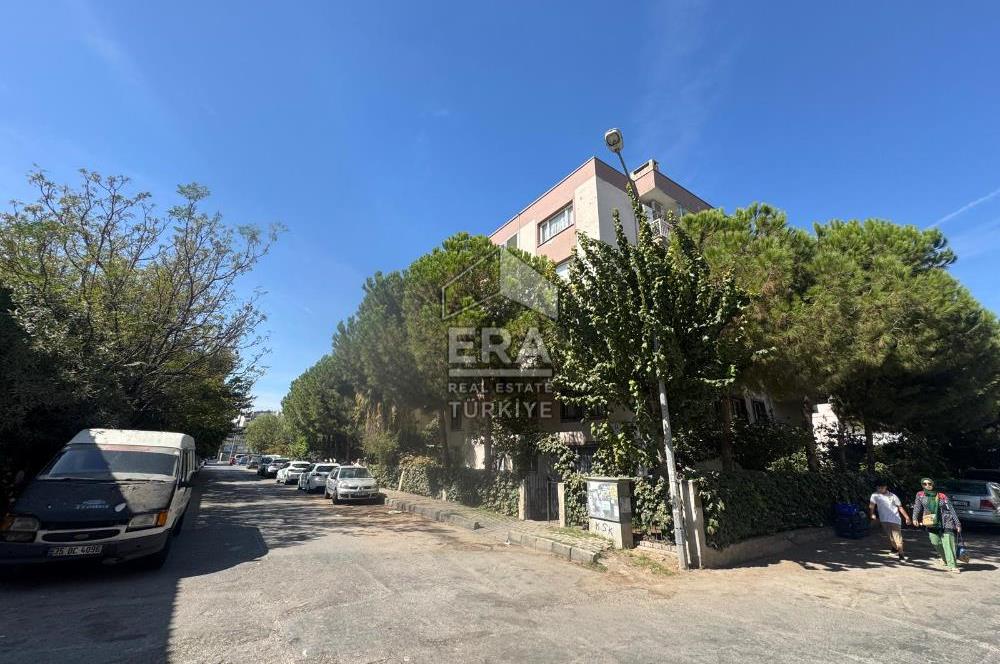 Çiğli Yeni Mahallede Önü Açık 3+1 Kiralık Daire