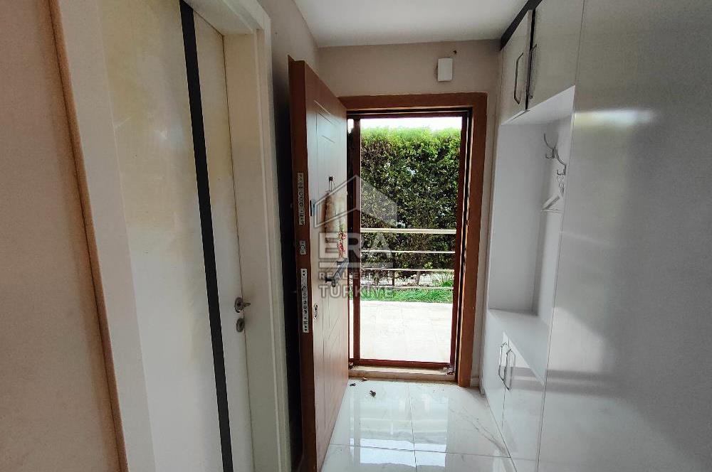 ALTINOVA'DA SATILIK 3+1 SİTE İÇİ MÜSTAKİL VİLLA