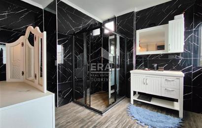 ALTINOVA'DA SATILIK 3+1 SİTE İÇİ MÜSTAKİL VİLLA