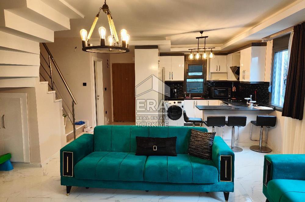 ALTINOVA'DA SATILIK 3+1 SİTE İÇİ MÜSTAKİL VİLLA