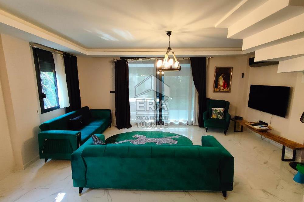 ALTINOVA'DA SATILIK 3+1 SİTE İÇİ MÜSTAKİL VİLLA