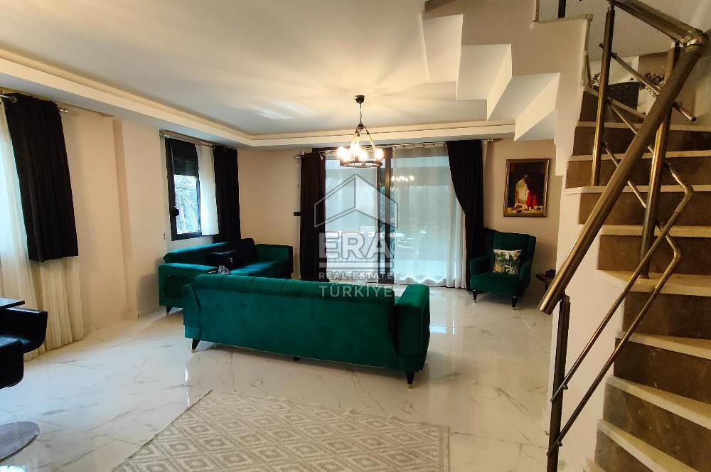 ALTINOVA'DA SATILIK 3+1 SİTE İÇİ MÜSTAKİL VİLLA