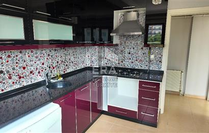 Karşıyaka'da Medikal Point'e Yakın Taşınmaya Hazır 3+1 Daire