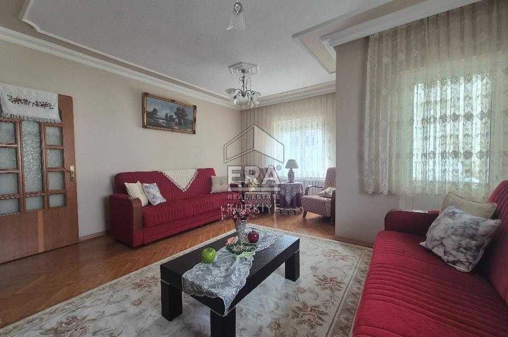 ERA SÖZ DEN BANDIRMA SUNULLAH MAH.DE SATILIK MÜSTAKİL 3 KATLI BAHÇELİ VİLLA