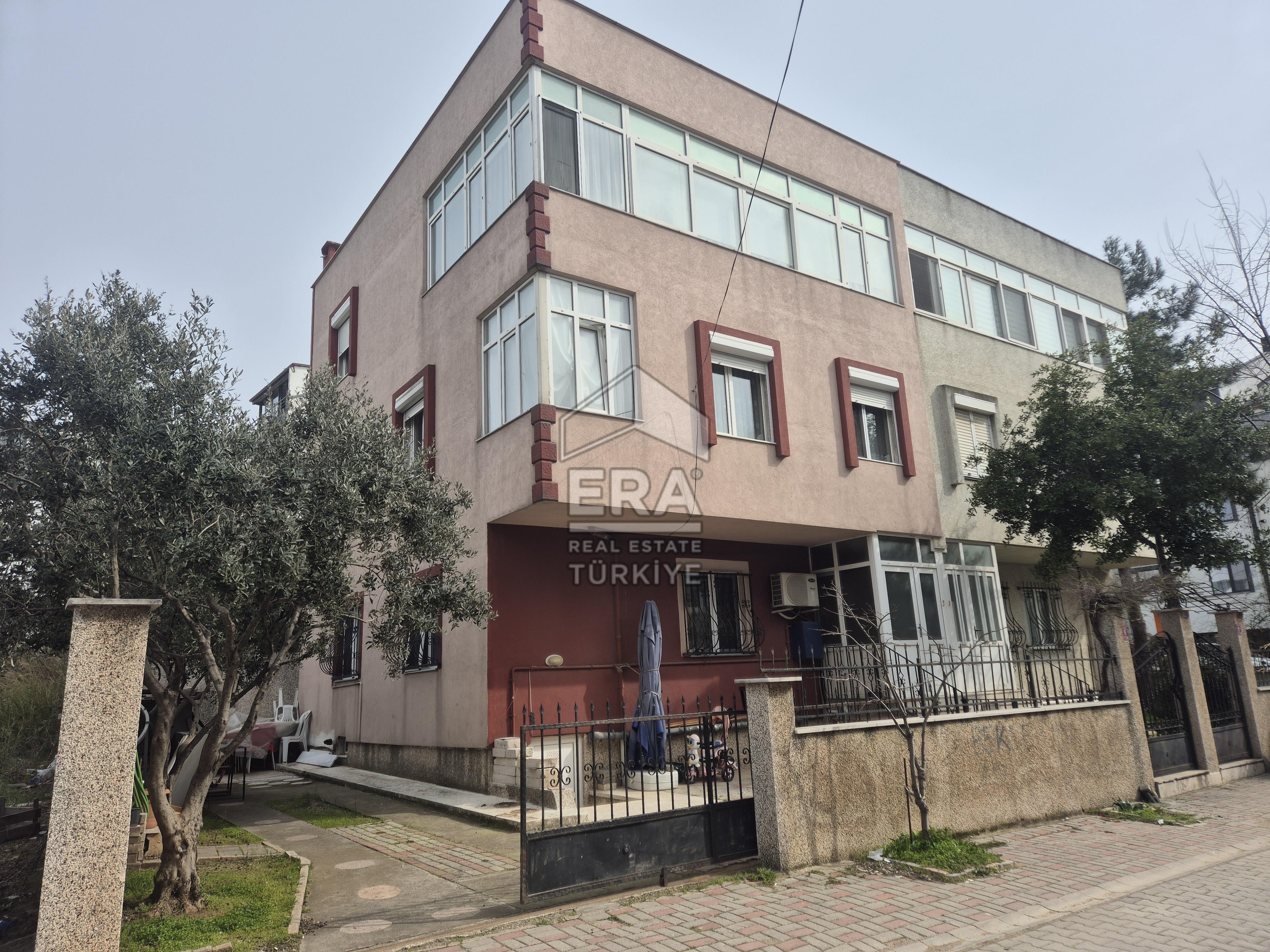 ERA SÖZ DEN BANDIRMA SUNULLAH MAH.DE SATILIK MÜSTAKİL 3 KATLI BAHÇELİ VİLLA