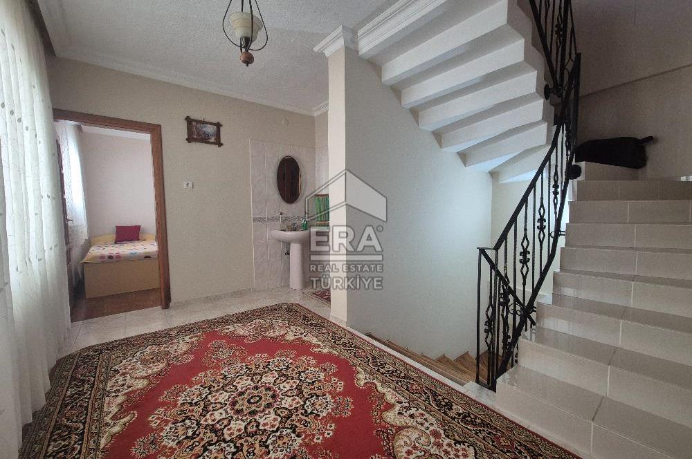 ERA SÖZ DEN BANDIRMA SUNULLAH MAH.DE SATILIK MÜSTAKİL 3 KATLI BAHÇELİ VİLLA