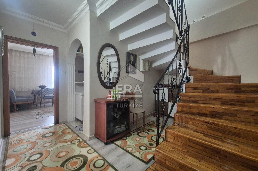 ERA SÖZ DEN BANDIRMA SUNULLAH MAH.DE SATILIK MÜSTAKİL 3 KATLI BAHÇELİ VİLLA