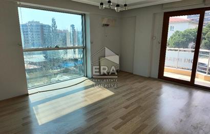 Karşıyaka'da Medikal Point'e Yakın Taşınmaya Hazır 3+1 Daire