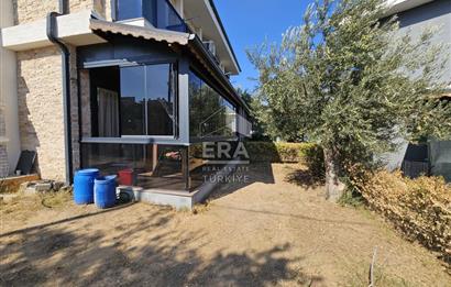 AYVALIK SARMISAKLI’DA DOĞAYLA İÇ İÇE, BAHÇELİ DUBLEKS VİLLA