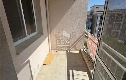 Çiğli Yeni Mahallede Önü Açık 3+1 Kiralık Daire