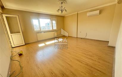 Çiğli Yeni Mahallede Önü Açık 3+1 Kiralık Daire