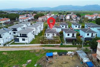 ALTINOVA'DA SATILIK 3+1 SİTE İÇİ MÜSTAKİL VİLLA - 1 - 14790