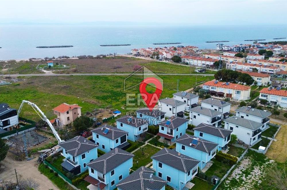 ALTINOVA'DA SATILIK 3+1 SİTE İÇİ MÜSTAKİL VİLLA