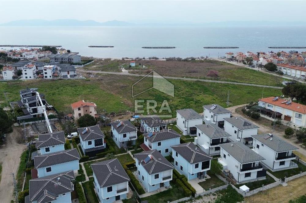 ALTINOVA'DA SATILIK 3+1 SİTE İÇİ MÜSTAKİL VİLLA