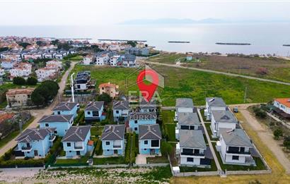 ALTINOVA'DA SATILIK 3+1 SİTE İÇİ MÜSTAKİL VİLLA