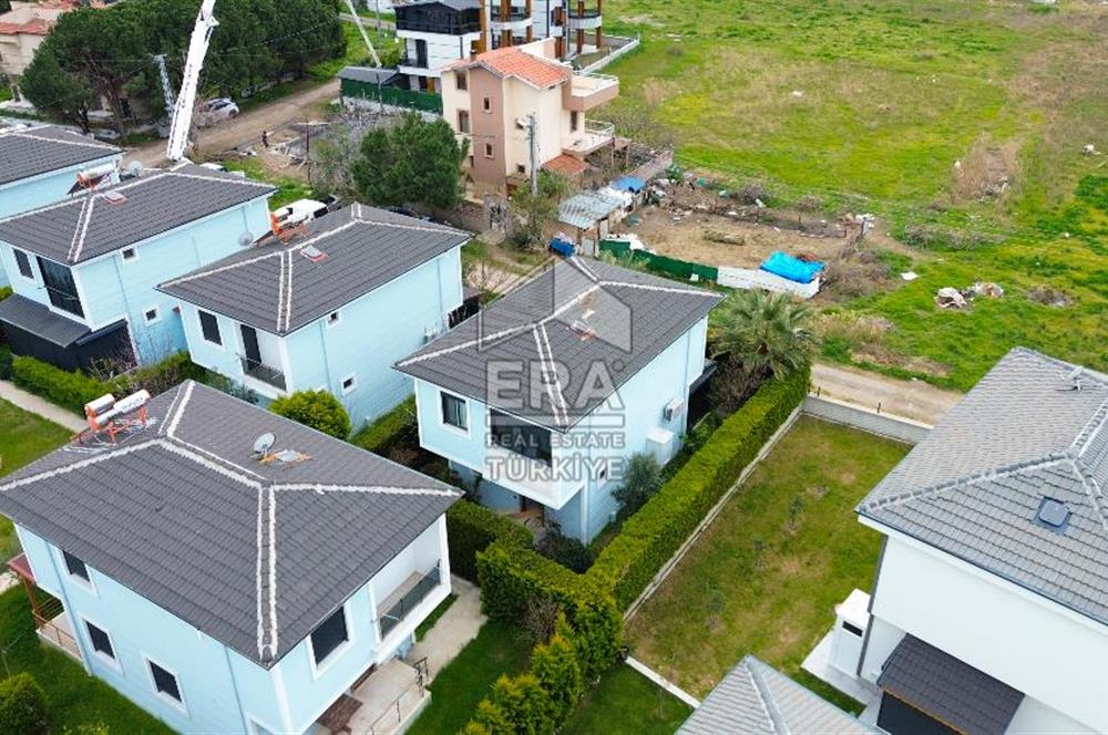 ALTINOVA'DA SATILIK 3+1 SİTE İÇİ MÜSTAKİL VİLLA