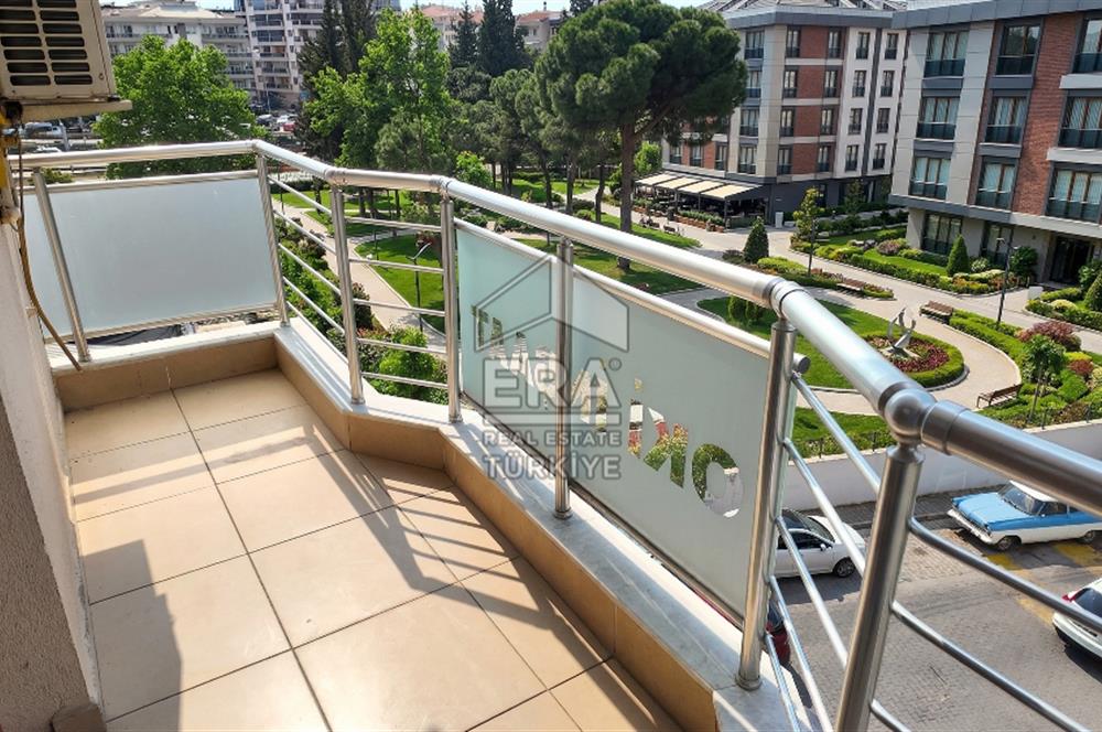 Karşıyaka'da Medikal Point'e Yakın Taşınmaya Hazır 3+1 Daire