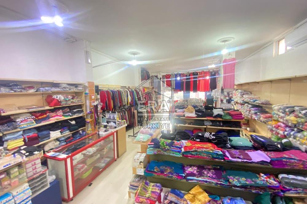 ŞEHİTLER CADDE CEPHELİ 100 M² KÖŞEBAŞI SATILIK FIRSAT DÜKKAN