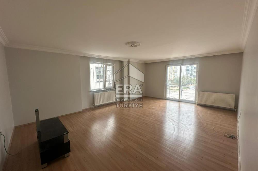 ERA PORT GÜVENCESİYLE BAHÇELİEVLER'DE 3+1 GENİŞ KİRALIK DAİRE