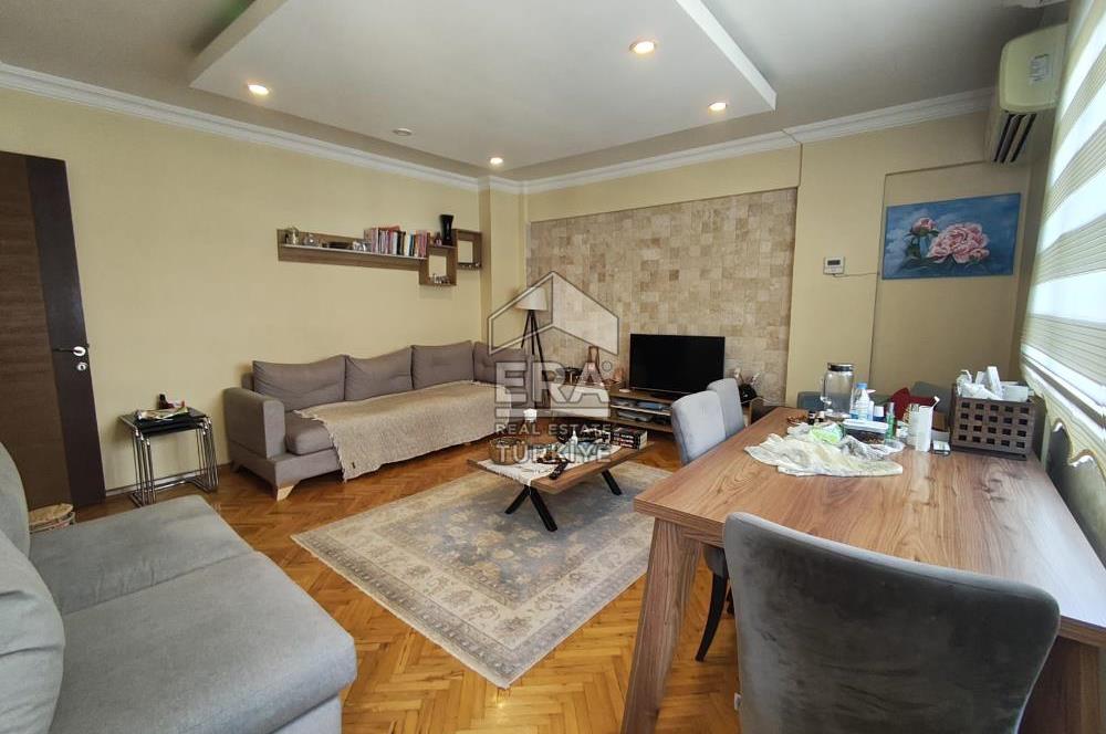 Merkezi Lokasyon / Halil Rıfat Paşa'da Satılık 2+1