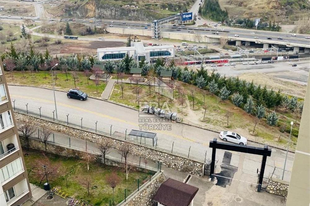 GÖKNAR KONUTLARINDA MANZARALI GÜVENLİKLİ KİRALIK 3+1 DAİRE