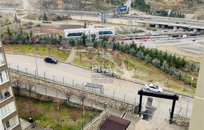 GÖKNAR KONUTLARINDA MANZARALI GÜVENLİKLİ KİRALIK 3+1 DAİRE