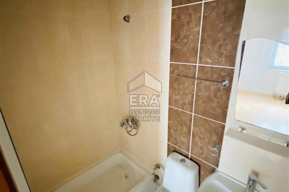 GÖKNAR KONUTLARINDA MANZARALI GÜVENLİKLİ KİRALIK 3+1 DAİRE