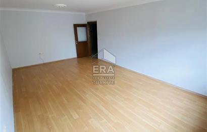 GÖKNAR KONUTLARINDA MANZARALI GÜVENLİKLİ KİRALIK 3+1 DAİRE