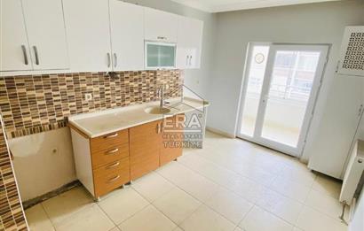 GÖKNAR KONUTLARINDA MANZARALI GÜVENLİKLİ KİRALIK 3+1 DAİRE