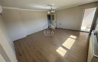 Çiğli Yeni Mahallede Önü Açık 3+1 Kiralık Daire