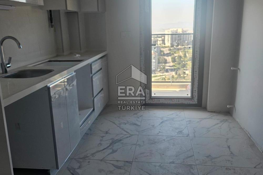 ESENTEPE DE DENİZ VE DAĞ MANZARALI 2+1 GENİŞ DAİRELER