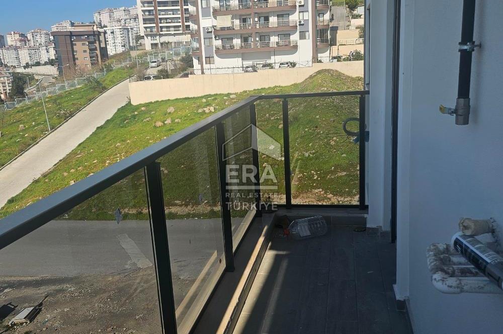 ESENTEPE DE DENİZ VE DAĞ MANZARALI 2+1 GENİŞ DAİRELER