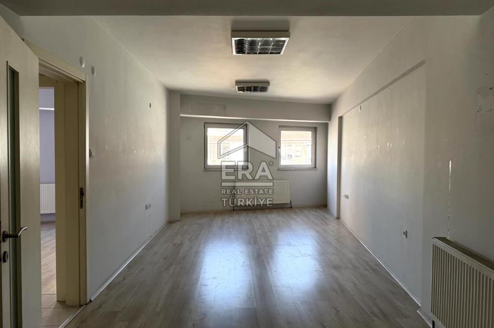 BALIKESİR ESKİ KUYUMCULAR MAH KİRALIK ARA KAT 1+1 OFİS