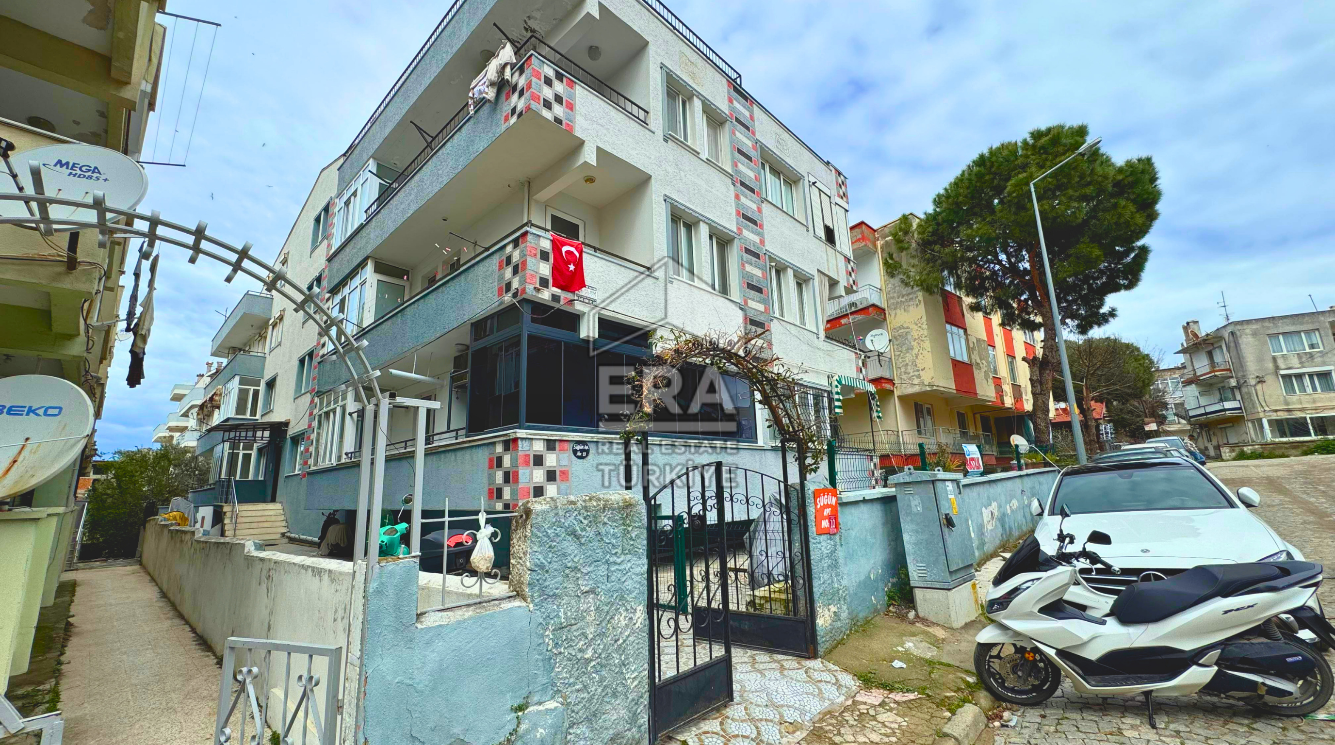 ERA ANGEL'dan Ayvalıkta Full Tadilatlı Satılık 4+1 Dubleks Daire